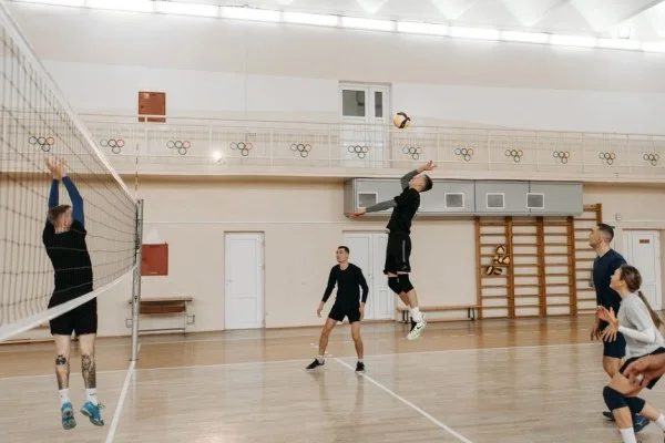 volleyball player jumping